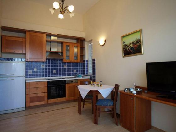 Studio Apartmani Bijeli Delfin Biograd Na Moru Luaran gambar